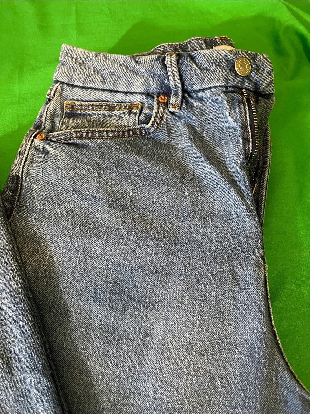 Forever 21 Men's Light Blue Relaxed Fit Jeans